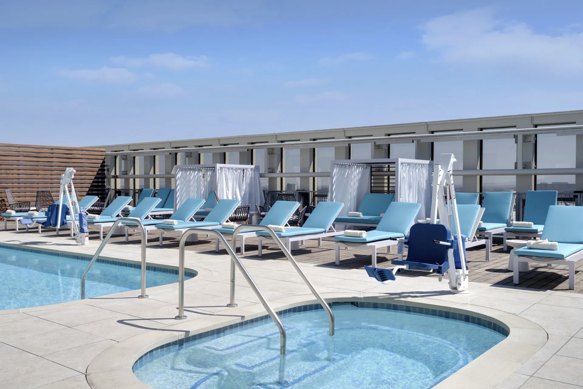Hyatt Place/Hyatt House Rooftop Spa