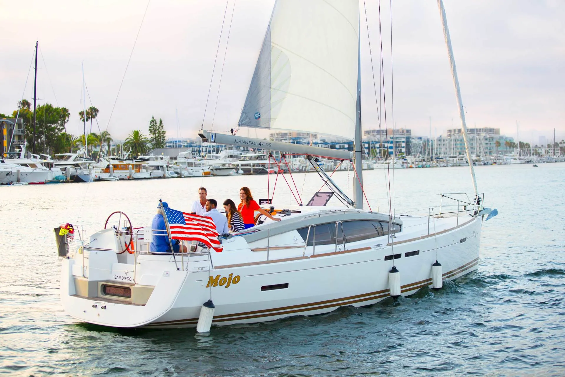 Sailing in Marina del Rey