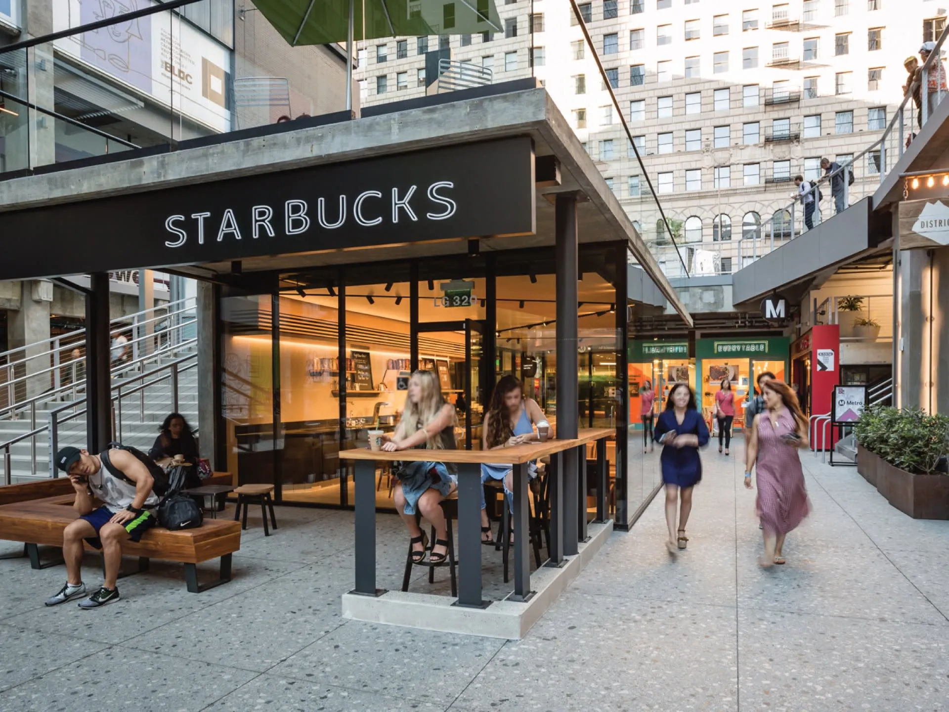 The Bloc Metro Entry