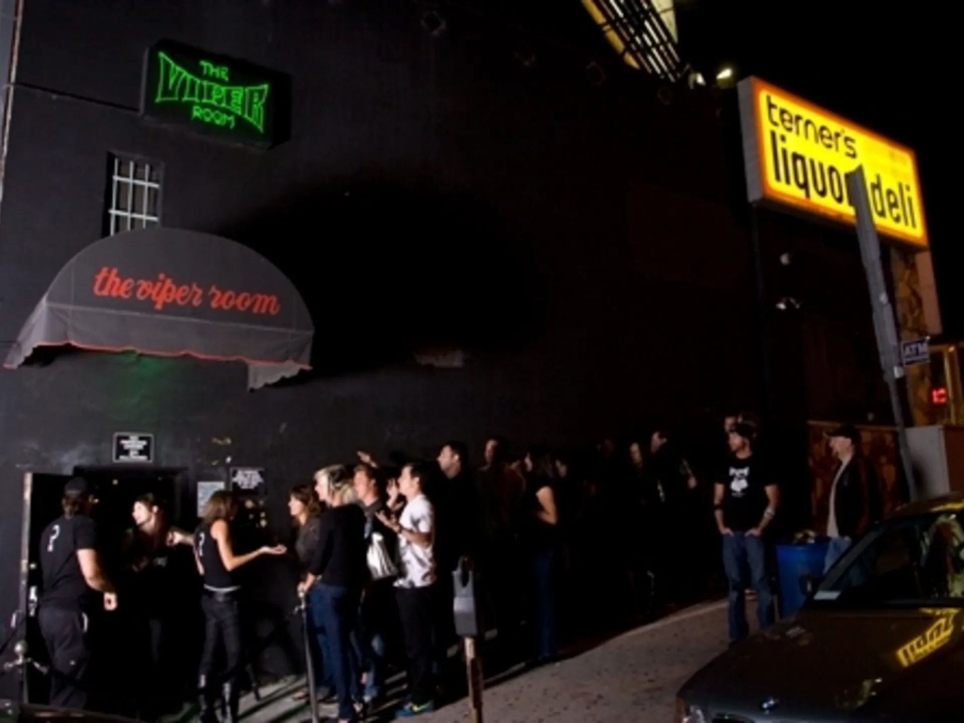The Viper Room outside