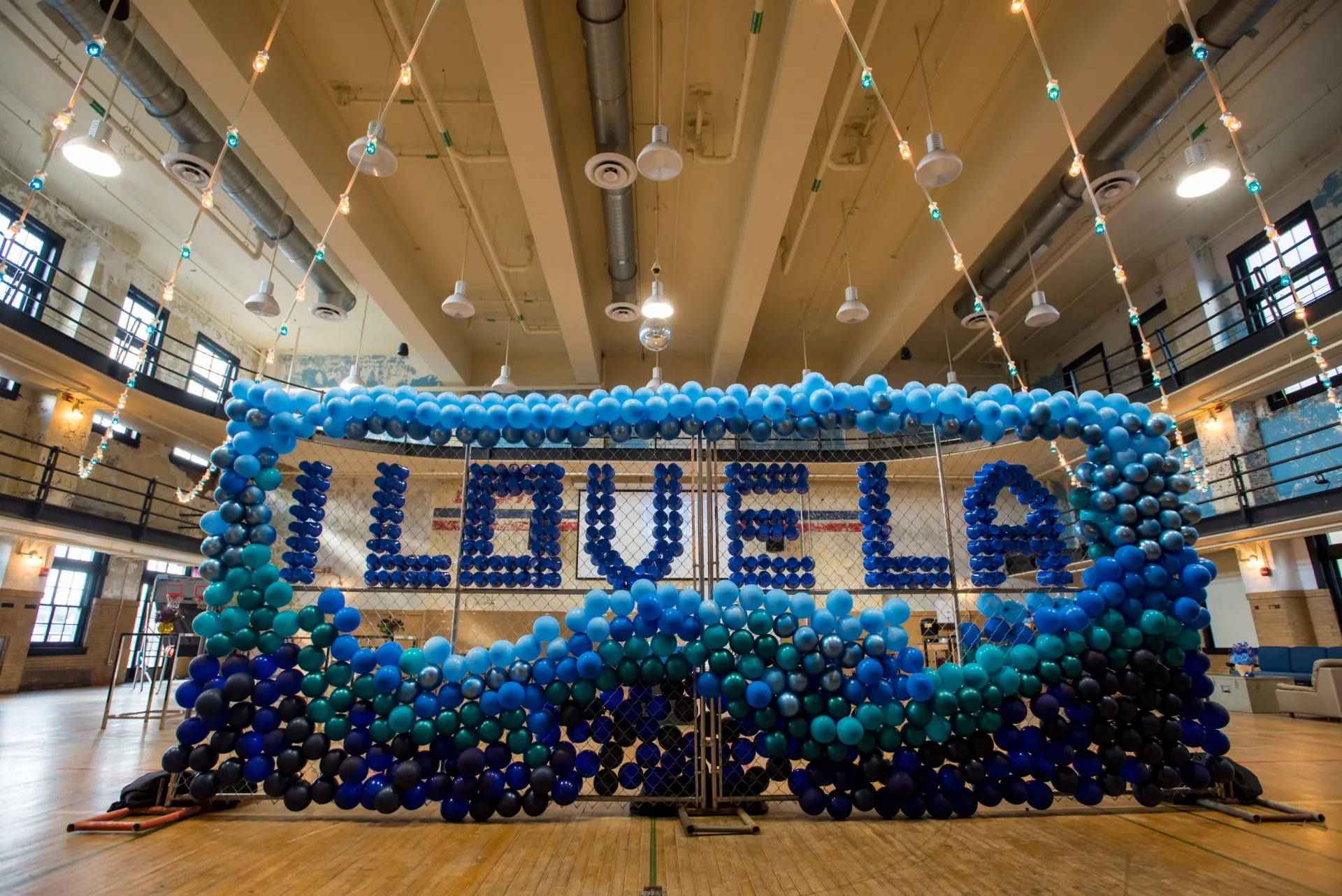 los angeles meeting rooms center with blue balloons that spell i love la