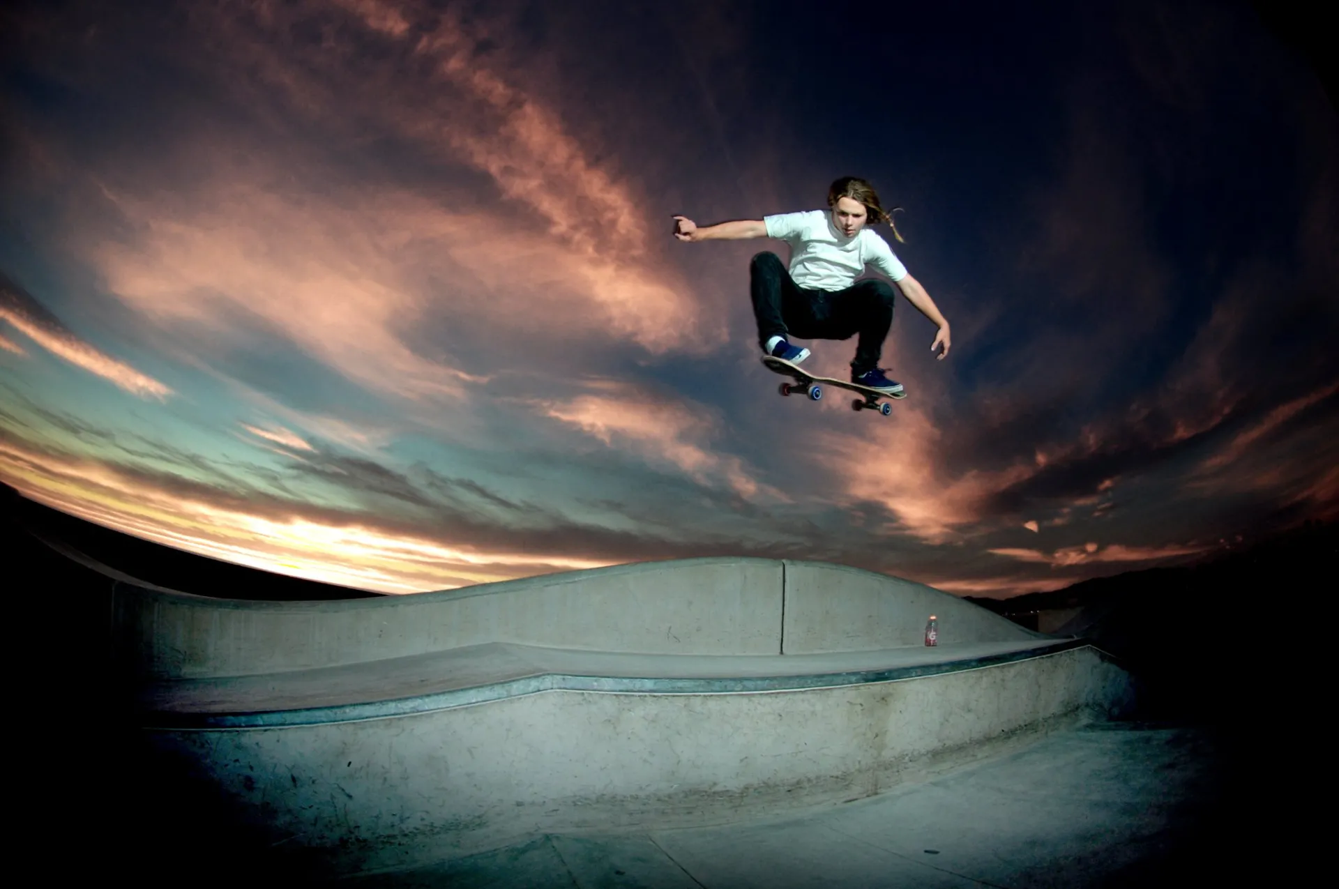 Skateboarder in Venice Skatepark