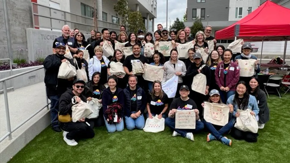 LA Tourism Community Volunteer Day