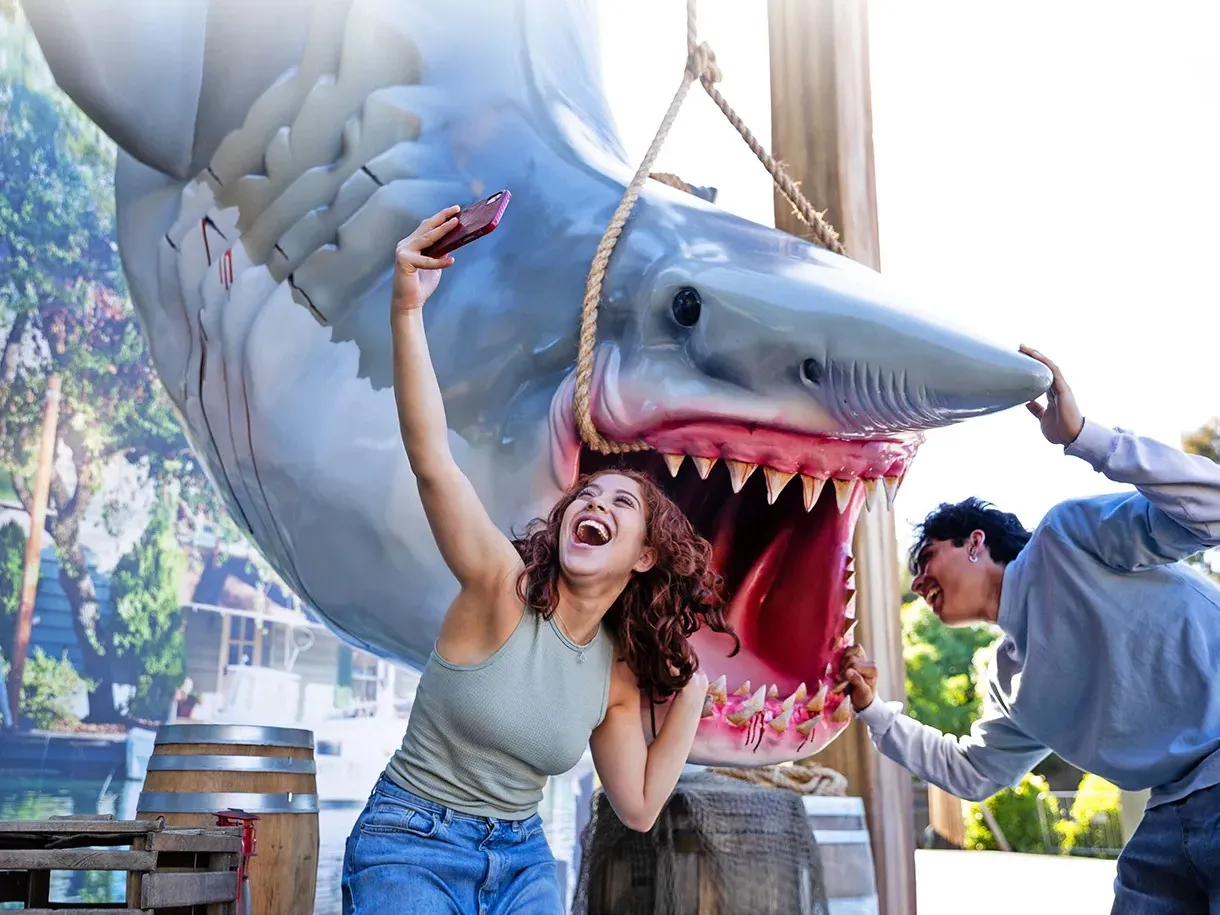 "Jaws" selfie at Universal Studios Hollywood
